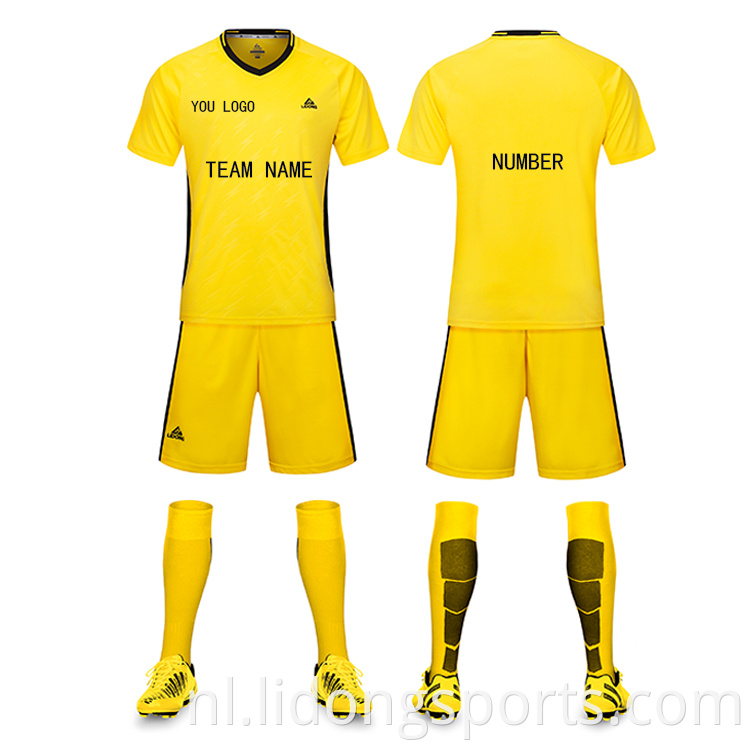 Factory Nieuwe aangepaste service Snelle droge shirt voetbalsjersey uniformen mode